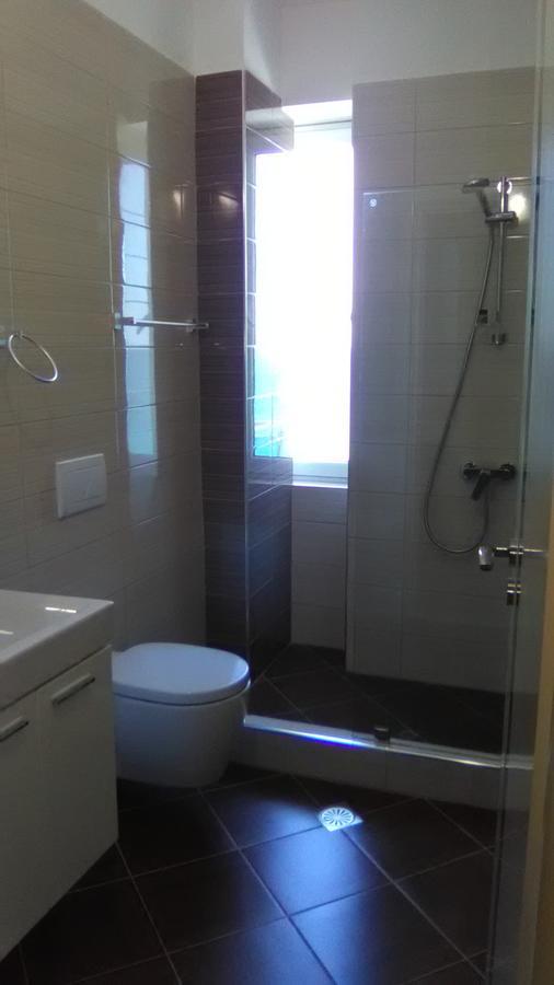 Aler Holiday Inn ซารานเดอ ภายนอก รูปภาพ