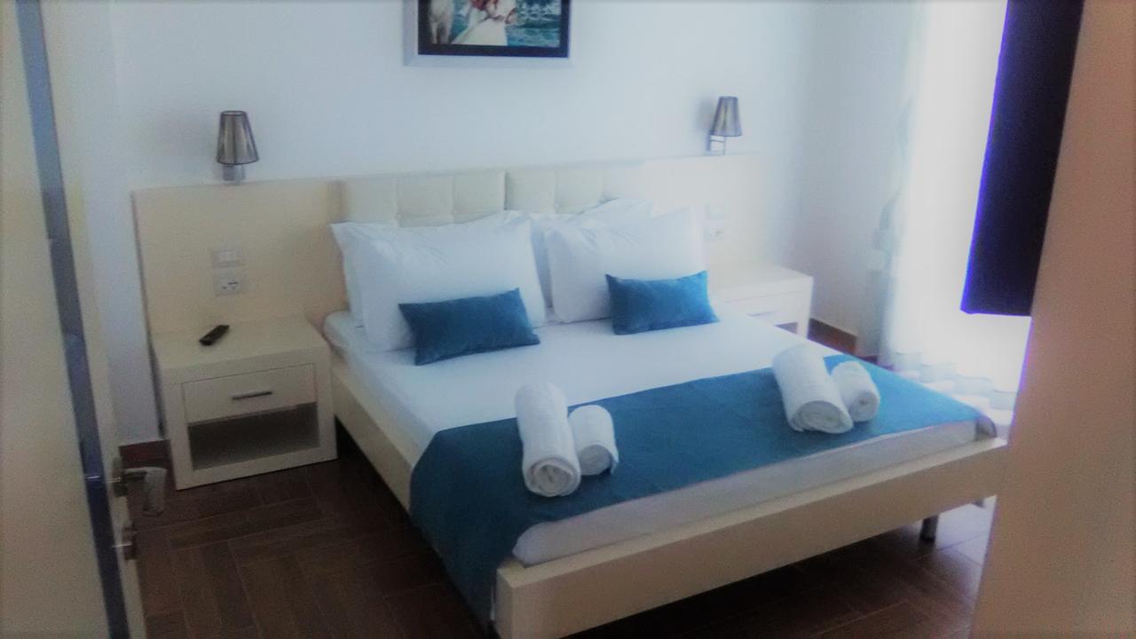 Aler Holiday Inn ซารานเดอ ภายนอก รูปภาพ