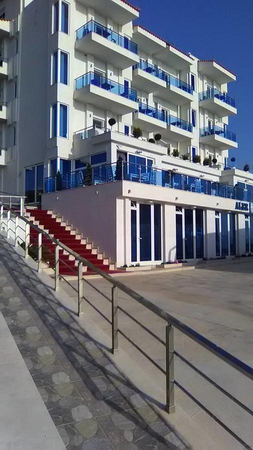 Aler Holiday Inn ซารานเดอ ภายนอก รูปภาพ